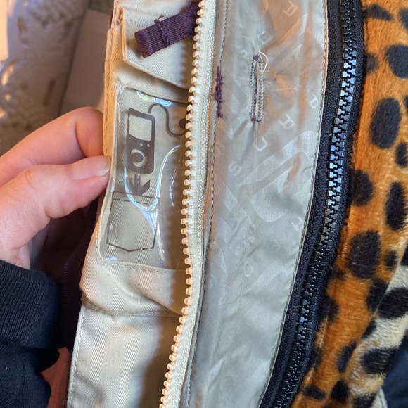 Used purple ski jacket - Picture 3 of 6